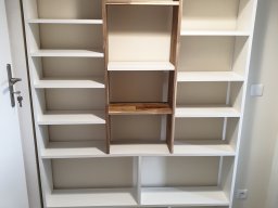 Galerie &raquo; Dressings et rangements &raquo; Meuble de cellier